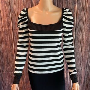 CBR size medium NWT black and white stripped contemporary sweater boho